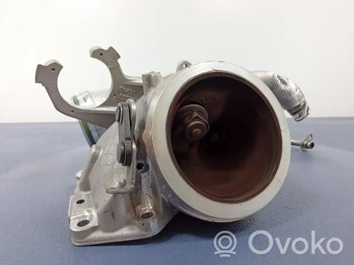 BMW 1 F40 Cześć układu próżniowego turbosprężarki 8631700