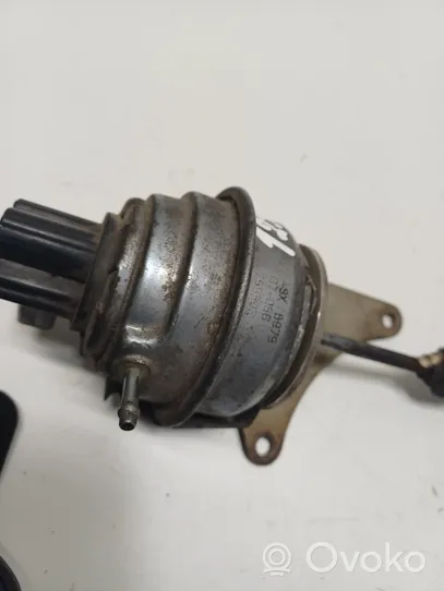 Volkswagen PASSAT B6 Turbo charger electric actuator 