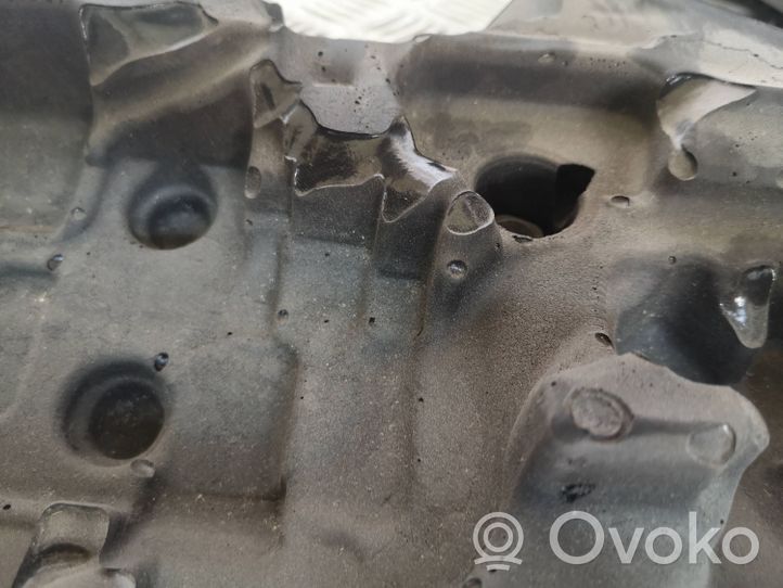 Volvo S90, V90 Moottorin koppa 31657646