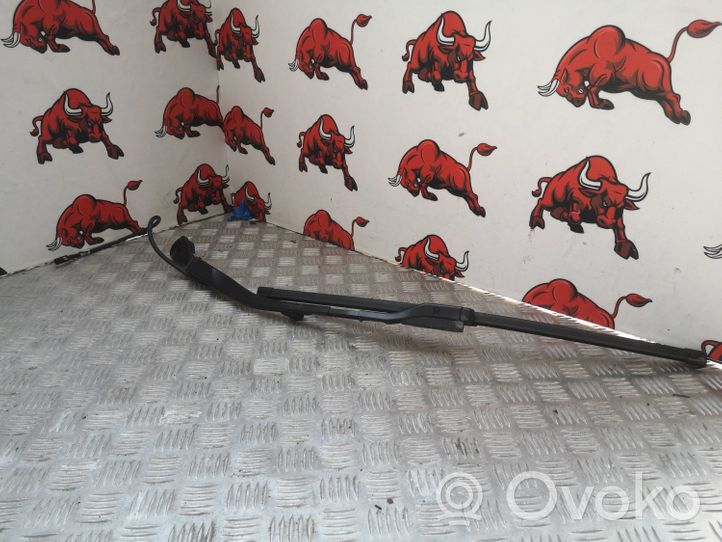 Alfa Romeo Stelvio Front wiper blade arm 50535821