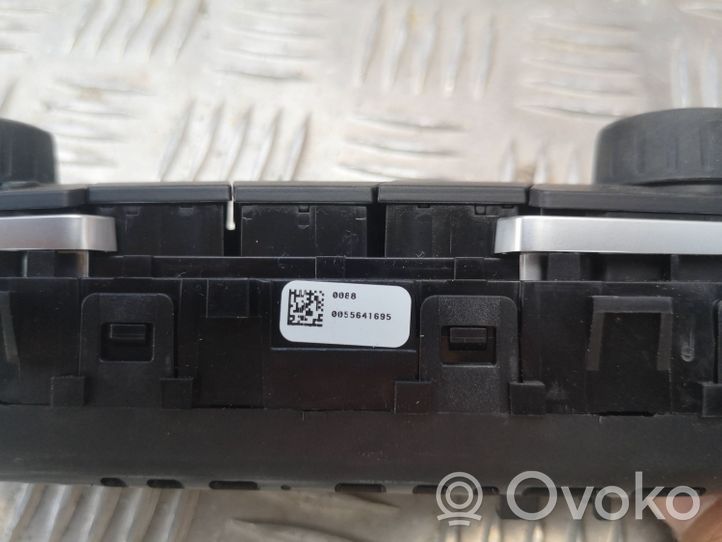 BMW X1 F48 F49 Gaisa kondicioniera / klimata kontroles / salona apsildes vadības bloks (salonā) 9461404