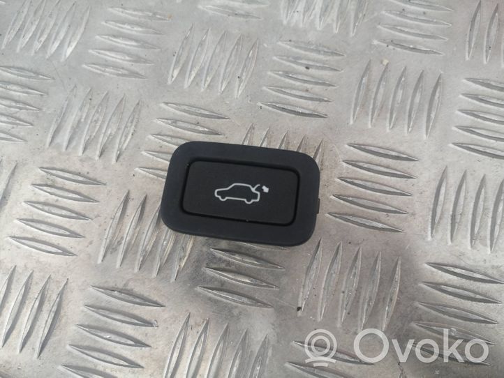 Volvo XC90 Przełącznik / Przycisk otwierania klapy tylnej / bagażnika 31412055