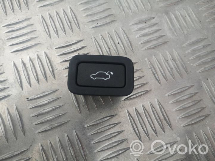 Volvo XC90 Przełącznik / Przycisk otwierania klapy tylnej / bagażnika 31412055