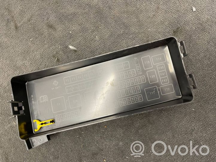 Maserati Levante Fuse box cover 7271381830