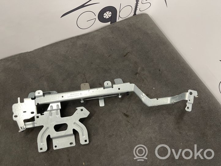 Maserati Levante Supporto nel bagagliaio/baule 670035389