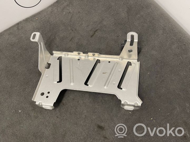 BMW 6 G32 Gran Turismo Supporto dell’amplificatore 6802314