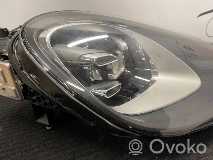 Porsche Cayenne (9Y0 9Y3) Lampa przednia 9Y0941034AA