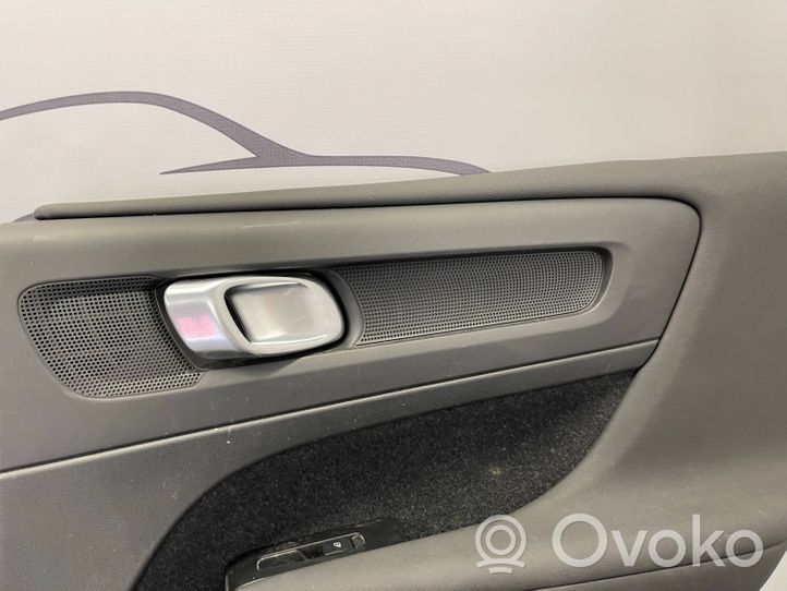 Volvo XC40 Rivestimento del pannello della portiera posteriore 31407710