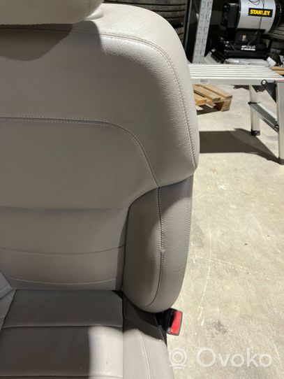 Mercedes-Benz GL X166 Fotel przedni pasażera 