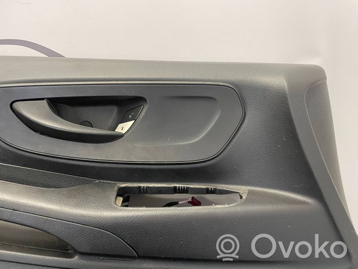 Mercedes-Benz Vito Viano W447 Rivestimento del pannello della portiera anteriore A4477274471