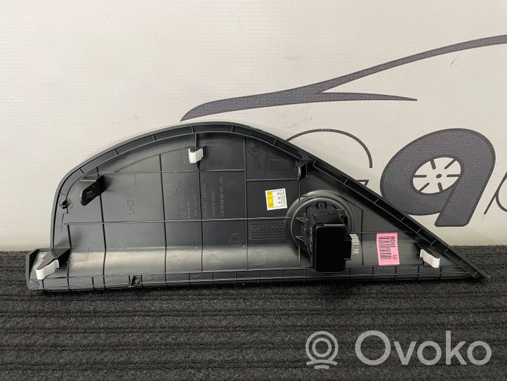 Hyundai Kona I Kojelaudan sivupäätyverhoilu 84767-J9200