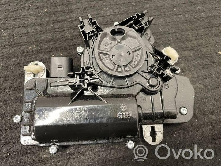 Audi Q3 F3 Siłownik elektryczny podnoszenia klapy tylnej / bagażnika 5TA827887C