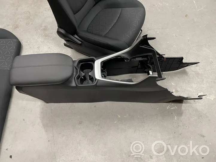 Toyota RAV 4 (XA50) Seat set 67614X1B18