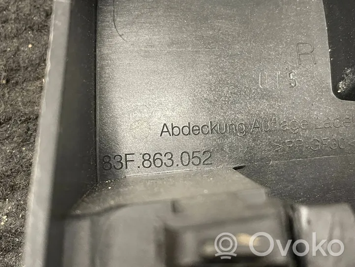 Audi Q3 F3 Keskikonsolin takasivuverhoilu 83F863052