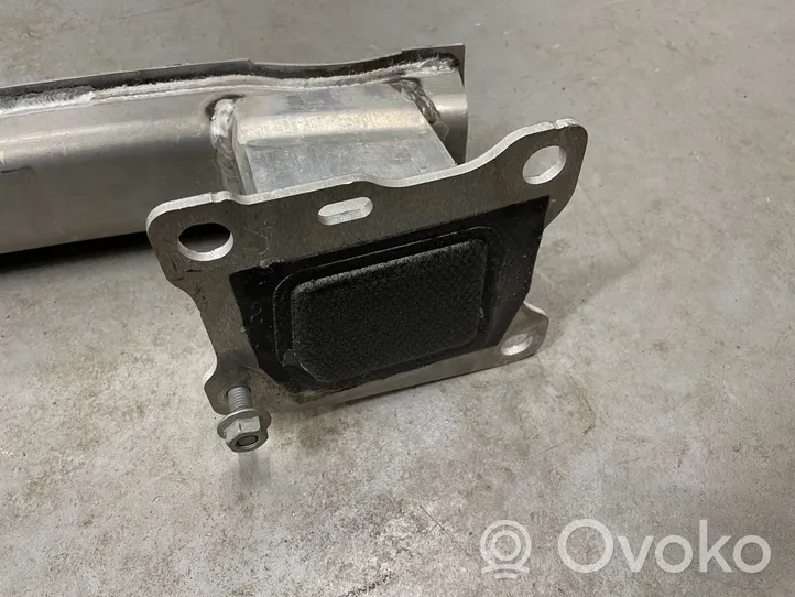 Audi A5 Renfort de pare-chocs arrière 8W0807309H