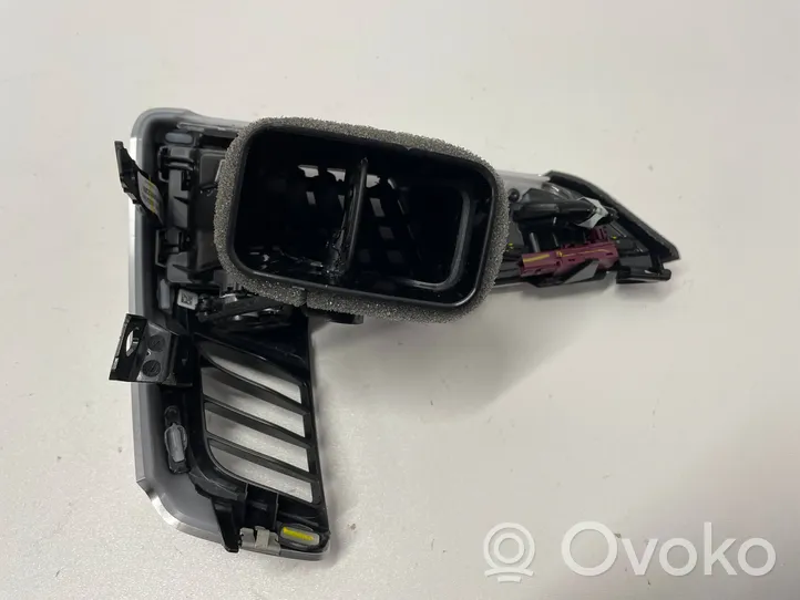 BMW X5 G05 Lango oro grotelės 21828910