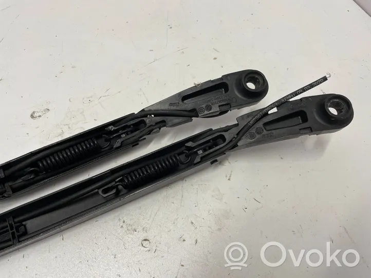 Audi A6 S6 C8 4K Front wiper blade arm 4K1955406B