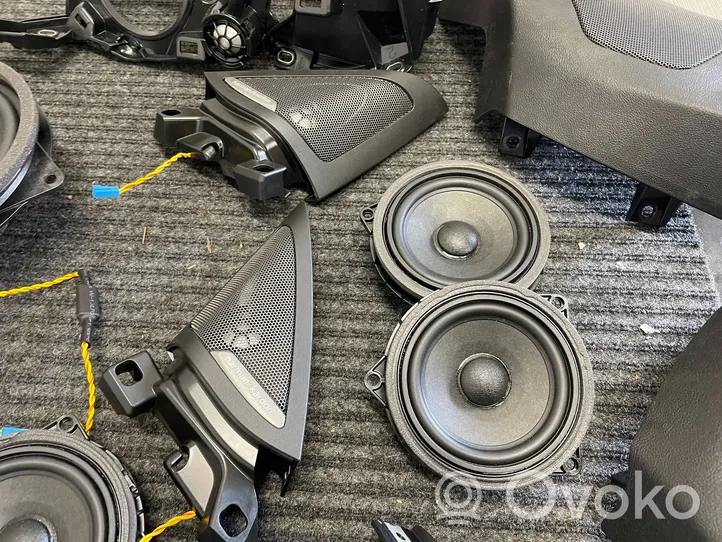 BMW i4 Kit système audio 2622469