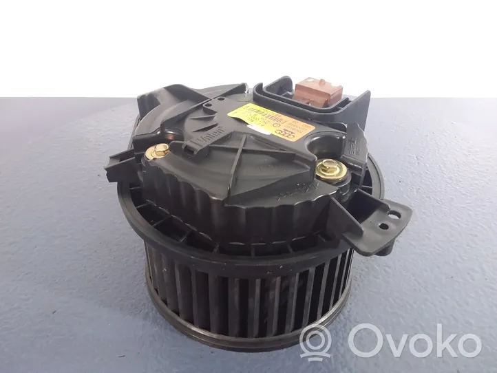 Audi A4 S4 B6 8E 8H Ventola riscaldamento/ventilatore abitacolo 8E1820021B