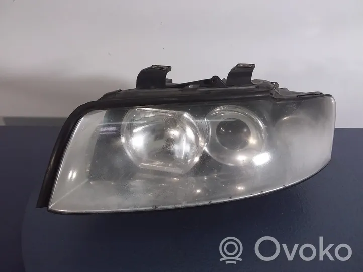 Audi A4 S4 B6 8E 8H Lampa przednia 8E0941029C