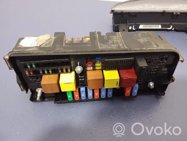 Opel Vectra C Centralina/modulo motore ECU 12214810