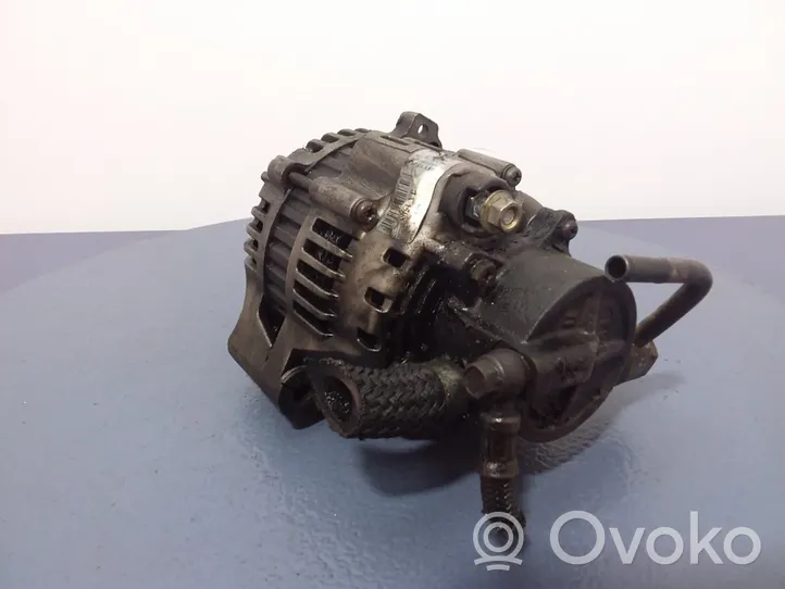 KIA Carens I Alternator 01