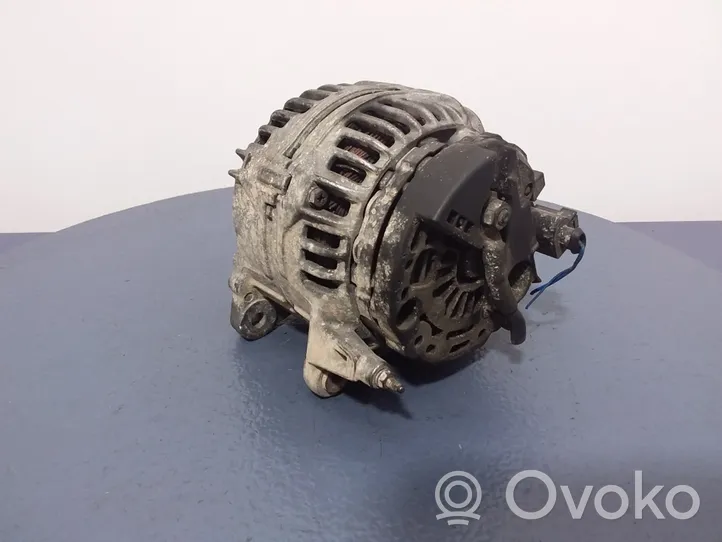 Volkswagen PASSAT B5.5 Generatore/alternatore 028903029B