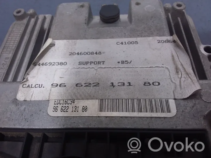 Citroen C4 I Unité de commande, module ECU de moteur 9662213180