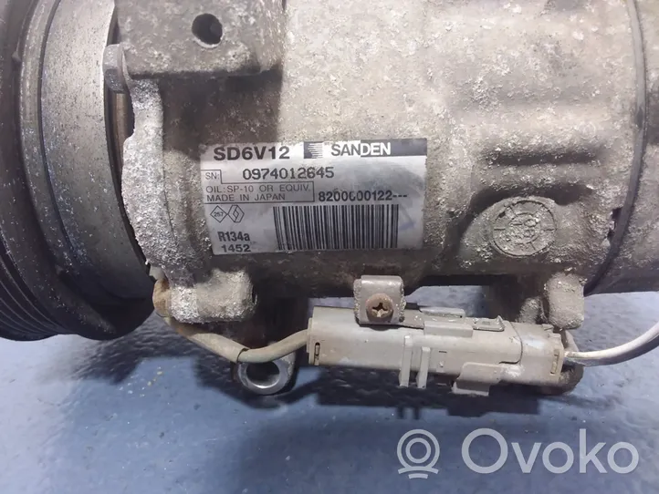 Renault Clio III Compressore aria condizionata (A/C) (pompa) 8200600122