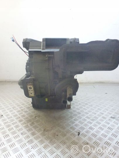 Nissan Micra Scatola climatizzatore riscaldamento abitacolo assemblata 