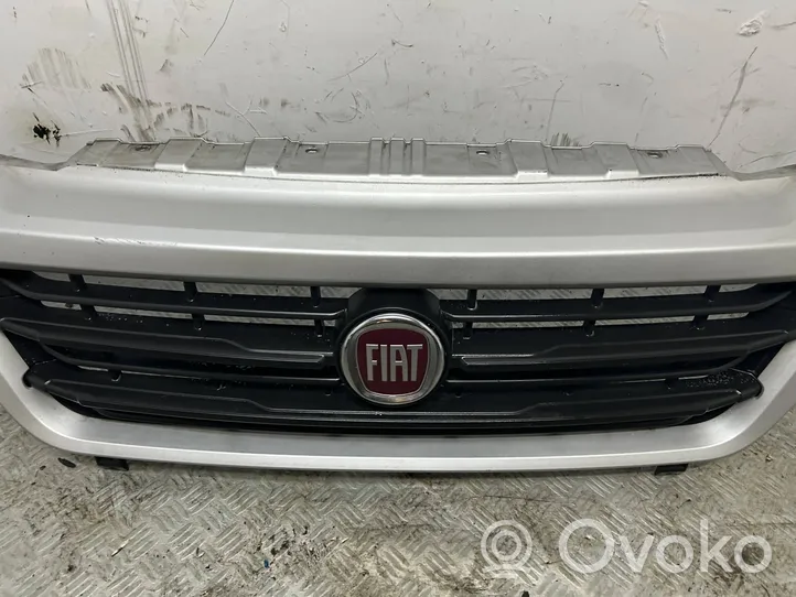 Fiat Ducato Etupuskurin ylempi jäähdytinsäleikkö 1314846070