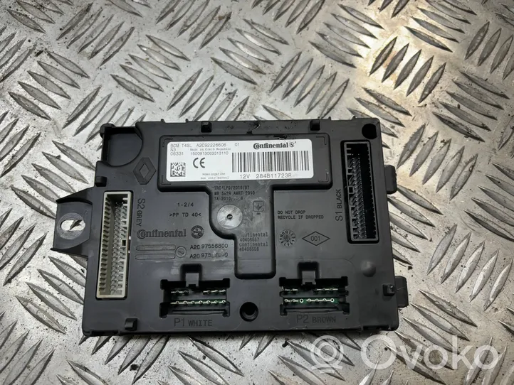 Dacia Sandero Calculateur moteur ECU 284B11723R