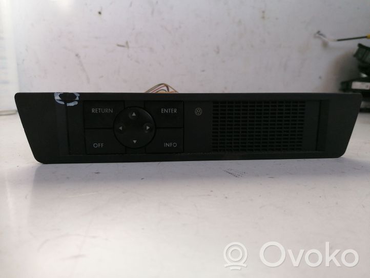 Volkswagen PASSAT B5 GPS navigation control unit/module 7612001169