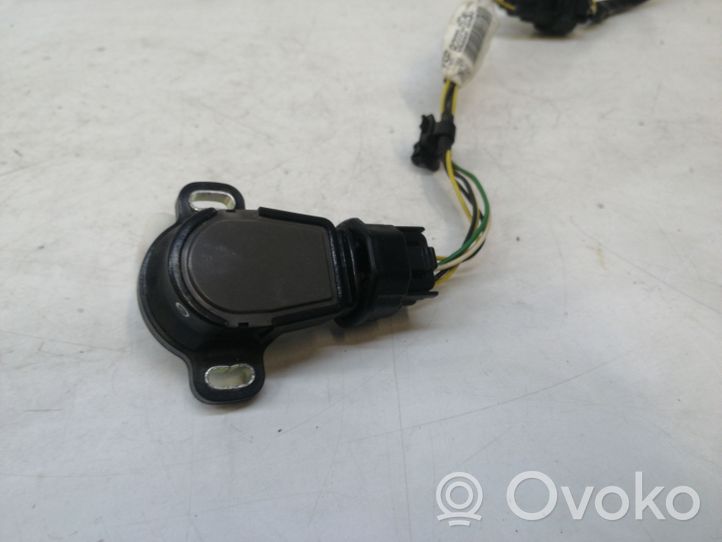 Toyota Corolla E120 E130 Gaspedal 8222302030