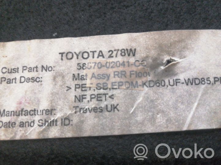 Toyota Corolla E120 E130 Doublure de coffre arrière, tapis de sol 5857002041