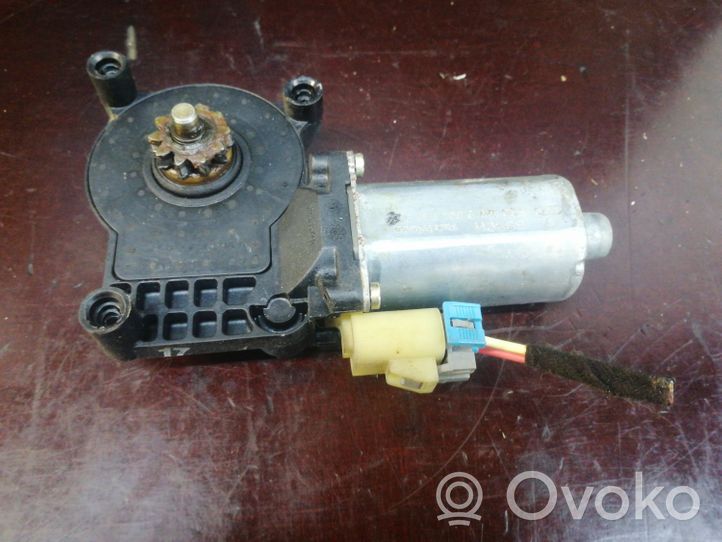 Mercedes-Benz ML W163 Motorino alzacristalli della portiera anteriore 990407101