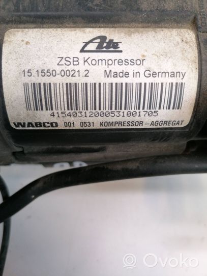 Audi A8 S8 D3 4E Ilmajousituksen kompressoripumppu 15155000212