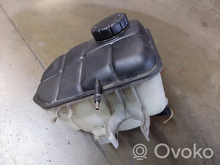 Mercedes-Benz C W203 Coolant expansion tank/reservoir 2035000049