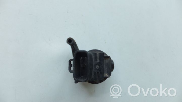 Toyota Land Cruiser (J100) Tuulilasi tuulilasinpesimen pumppu 8533035080