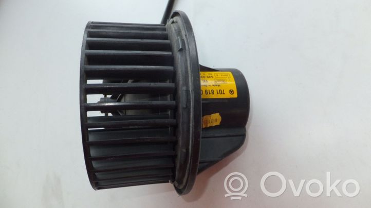 Volkswagen Multivan T4 Heater fan/blower 701819021B