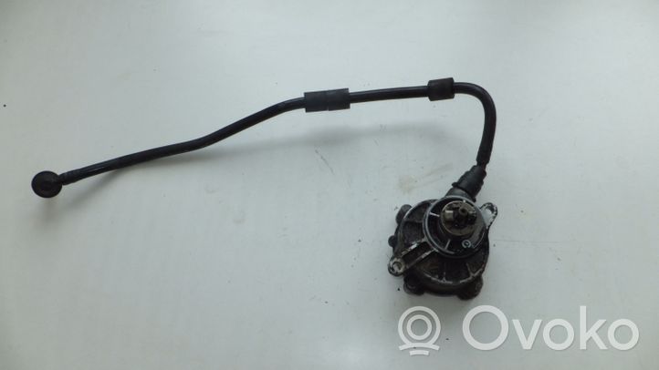 Mercedes-Benz Sprinter W901 W902 W903 W904 Alipainepumppu 6462300165