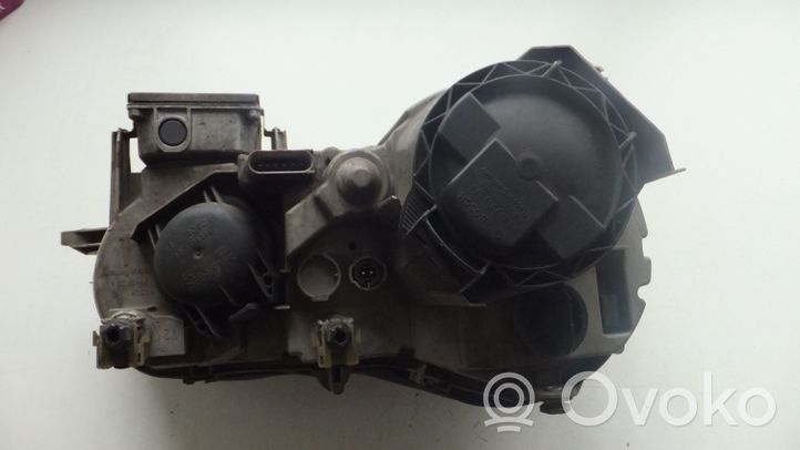 Mercedes-Benz CL C215 Lampa przednia A2158260380