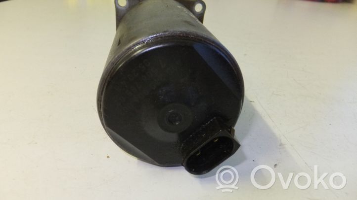 BMW X5 E70 Valvola di controllo dell’olio 7506788