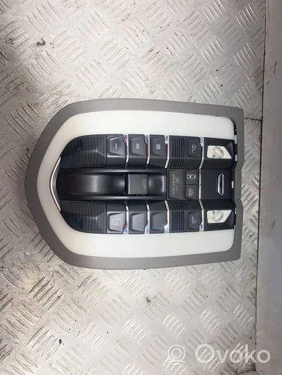 Porsche Cayenne (92A) Inne oświetlenie wnętrza kabiny 7PP959551EJ