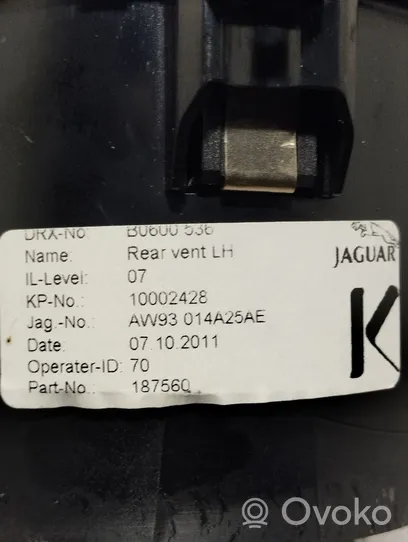 Jaguar XJ X351 Boczna kratka nawiewu deski rozdzielczej AW93014A25AE