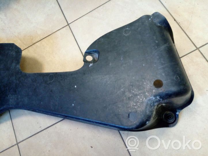 Audi A4 S4 B6 8E 8H Couvre soubassement arrière 8E0825219B