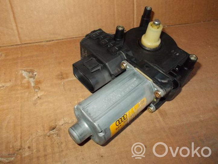 Audi A4 S4 B5 8D Motorino alzacristalli della portiera anteriore 8D0959801F