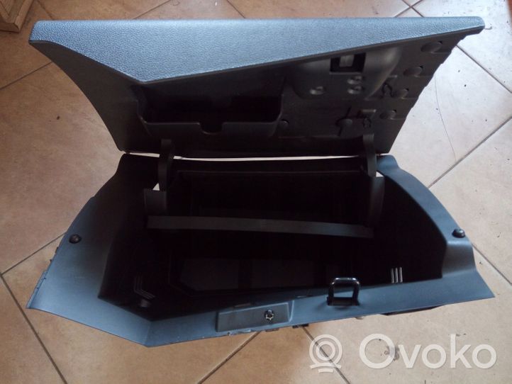 Ford Kuga II Kit de boîte à gants AM51R06044CBW