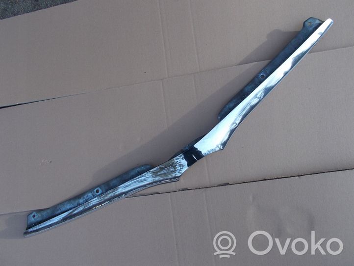 Toyota Corolla Verso E121 Grille de calandre avant 7577013040