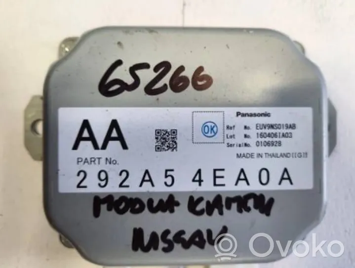 Nissan Qashqai Galinė atidarymo rankenėlė vidinė 292A5-4EA0A